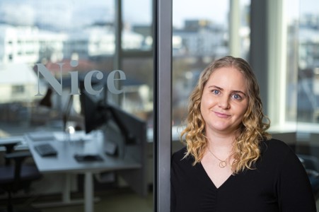 Hugverka- og stjórnsýslusvið